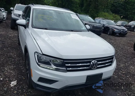 2021 Volkswagen Tiguan 2.0T Se/2.0T Se R-Line Black/2.0T Sel из США, поврежденный, VIN 3VV2B7AX6MM004940